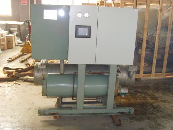 昌洒镇酒店中央空调不停机清洗方法介绍